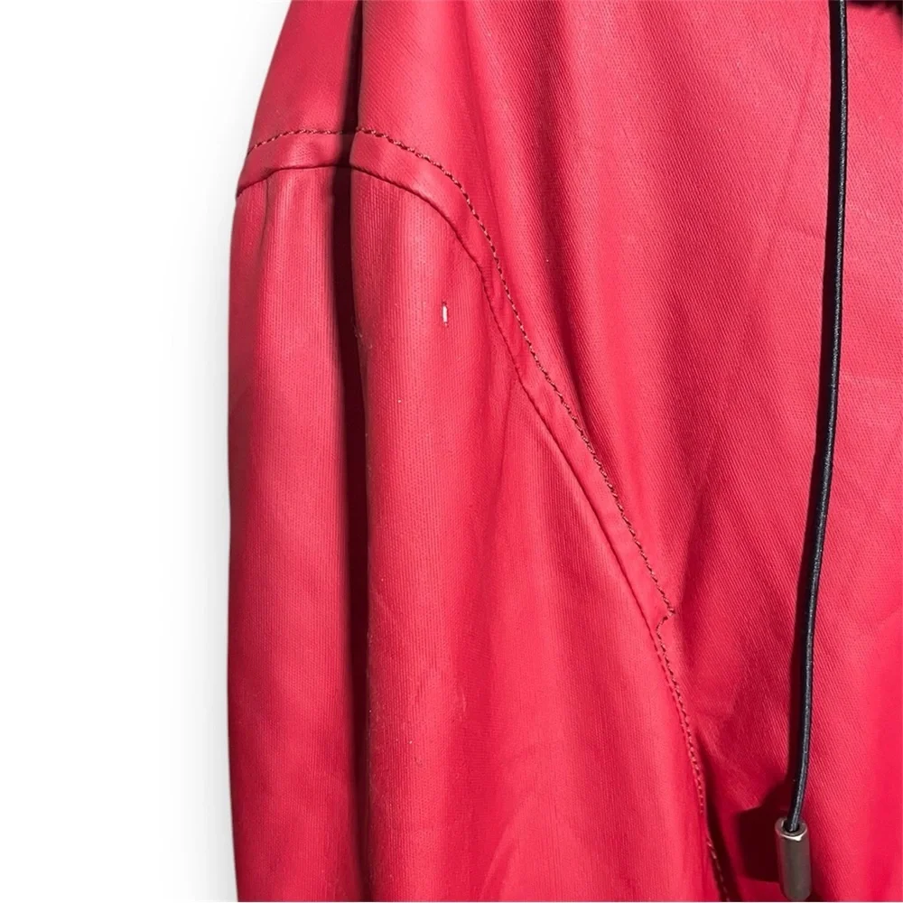 Red rain jacket - Picture 4 of 6